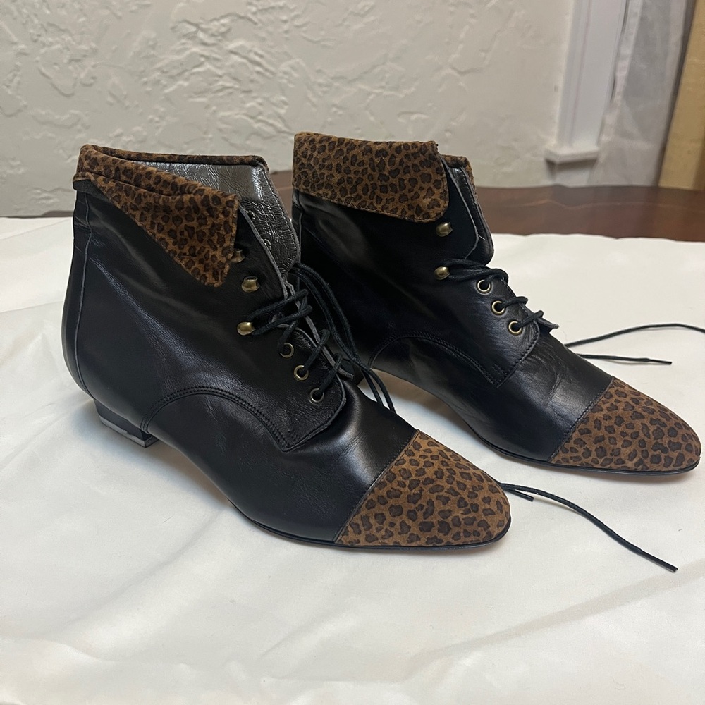 Petrini Made in Italy Black leather and Leopard Print Ankle Boots - needs repair